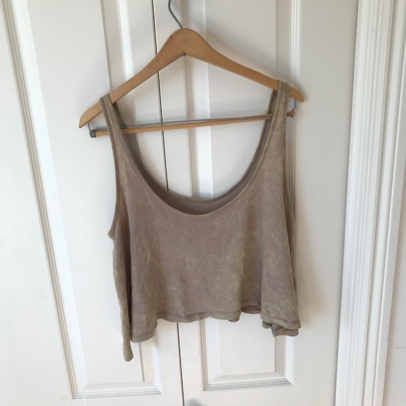 U-neck tank - Picture 2 of 3